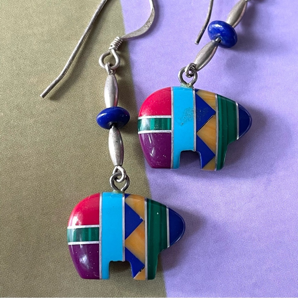 Vtg stamped 925 sterling silver Southwestern inlay fetish bear dangle earrings - Picture 6 of 10